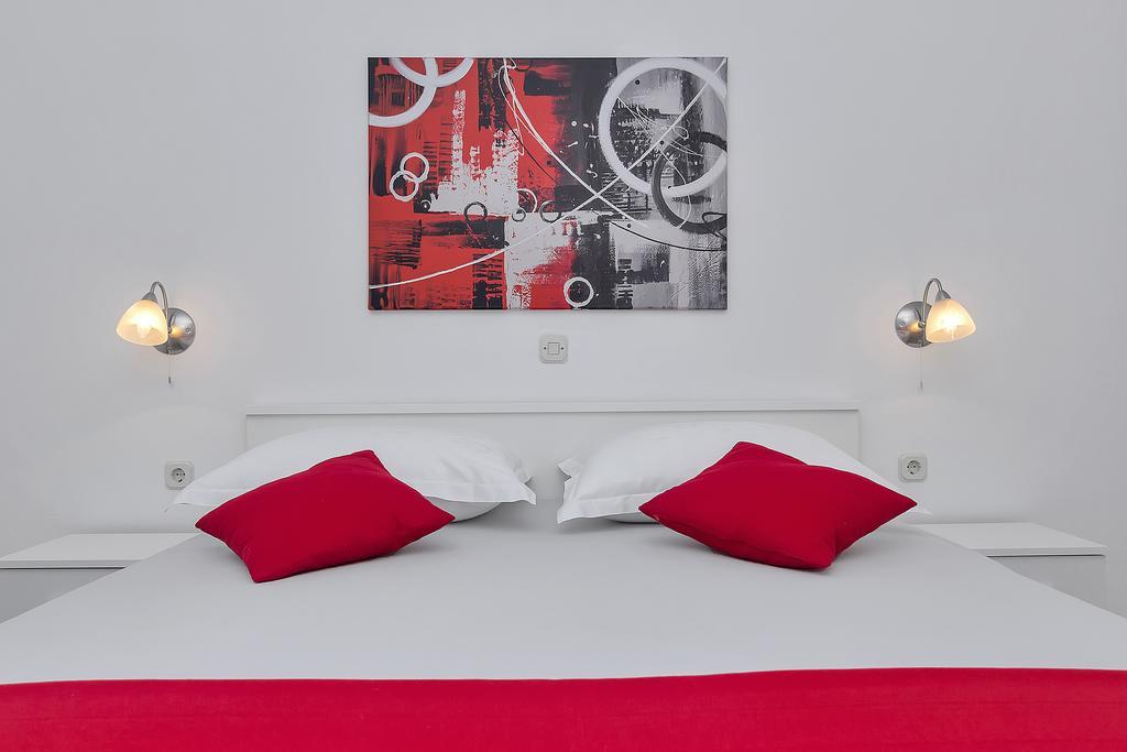 מאקרסקה Apartments Smiljka מראה חיצוני תמונה