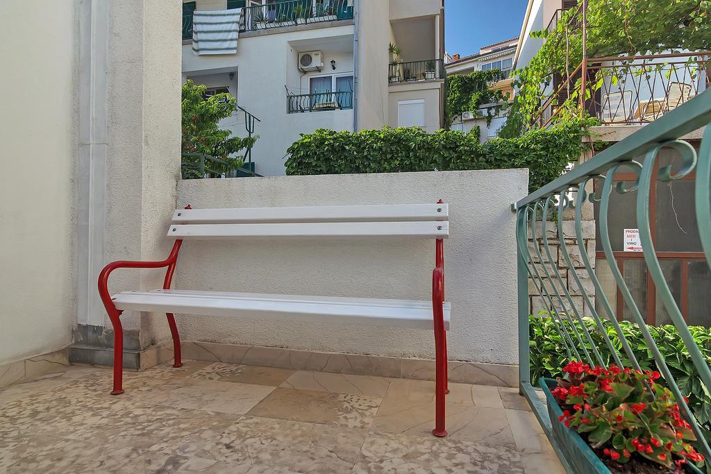 מאקרסקה Apartments Smiljka מראה חיצוני תמונה