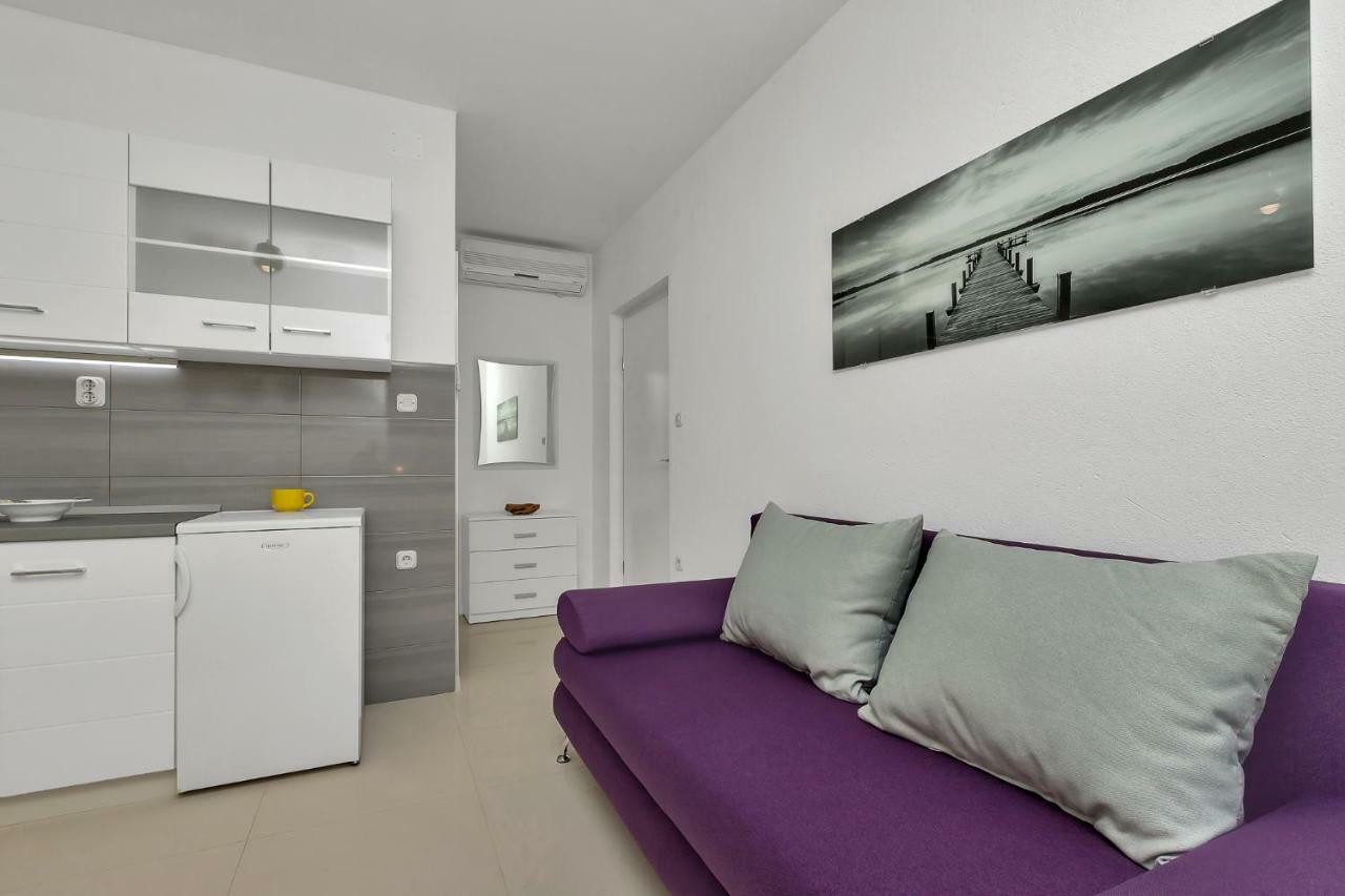 מאקרסקה Apartments Smiljka מראה חיצוני תמונה